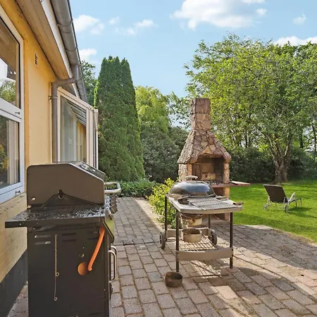 בית נופש Cozy In With Wifi Skjern